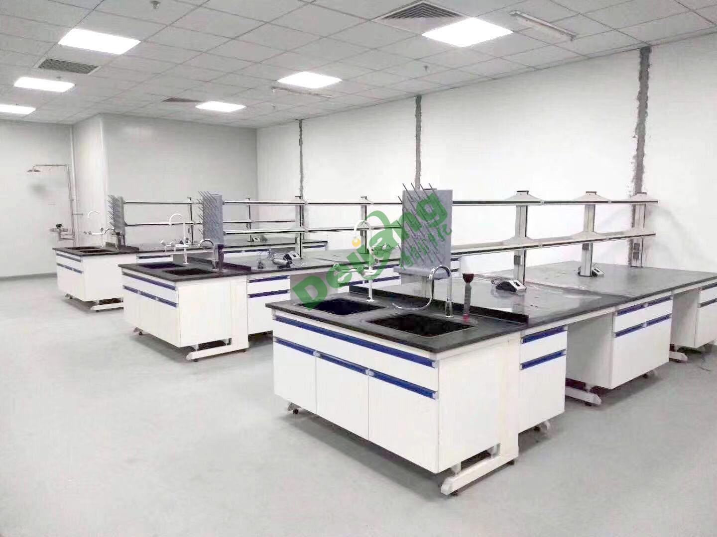   P2實(shí)驗(yàn)室即二級(jí)微生物室驗(yàn)室等同于BSL-2試驗(yàn)室