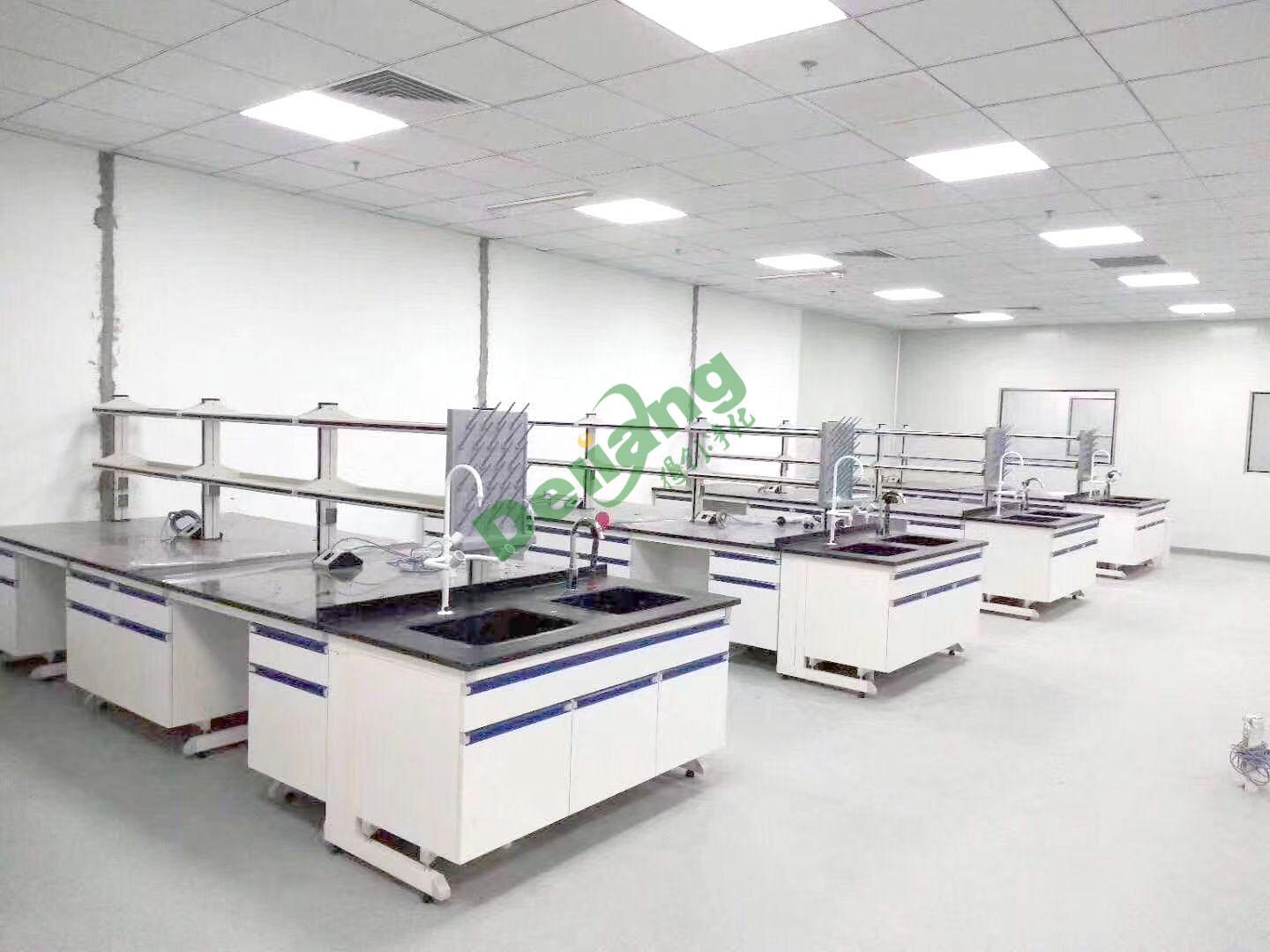 高?；瘜W(xué)實驗室