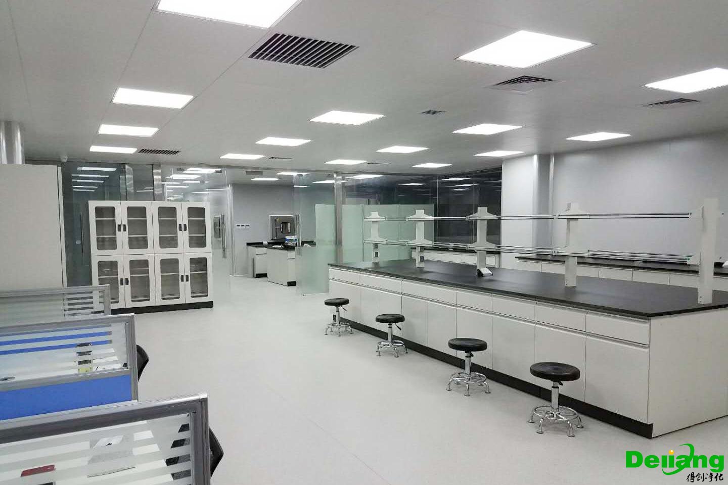 實(shí)驗(yàn)室空調(diào)系統(tǒng)